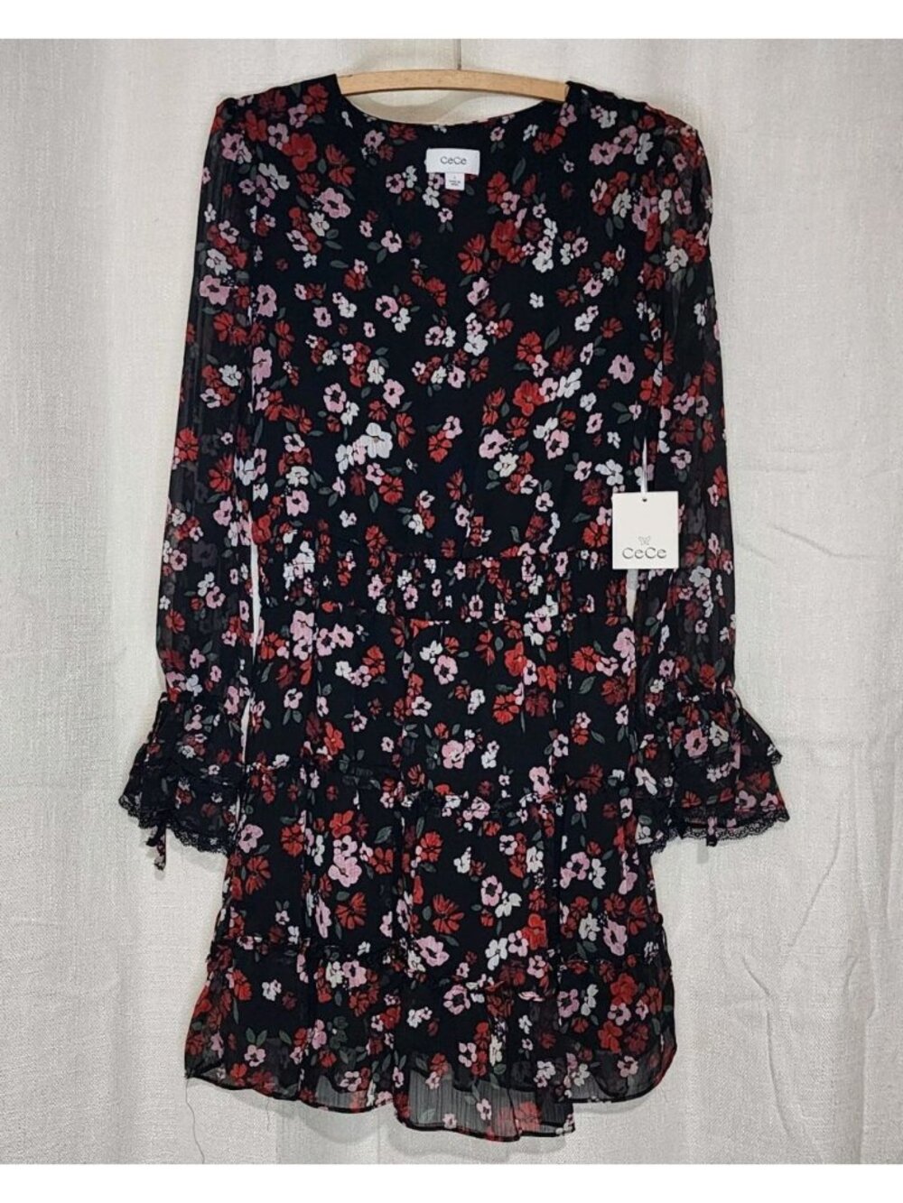 CeCe Women's Dress V-neck Sheer Long Sleeves Lined Floral Black Size Small NWT